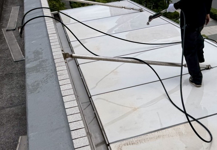 2025/11/27 高圧洗浄｜東京都港区RC造マンション