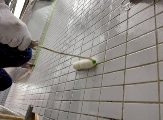 セブンS下塗り(プライマー)塗布