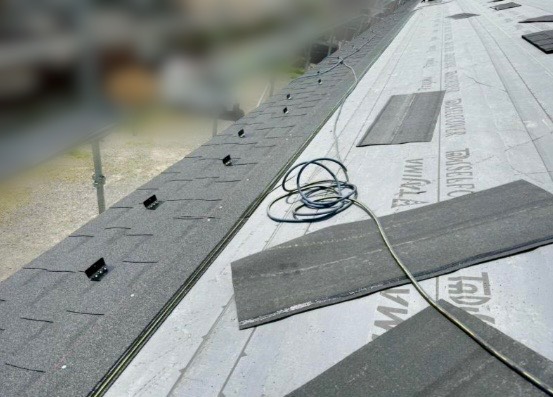 屋根カバー工法工事